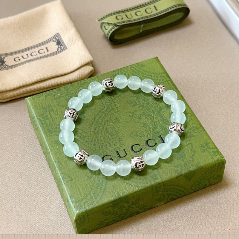 G*u*i bracelets